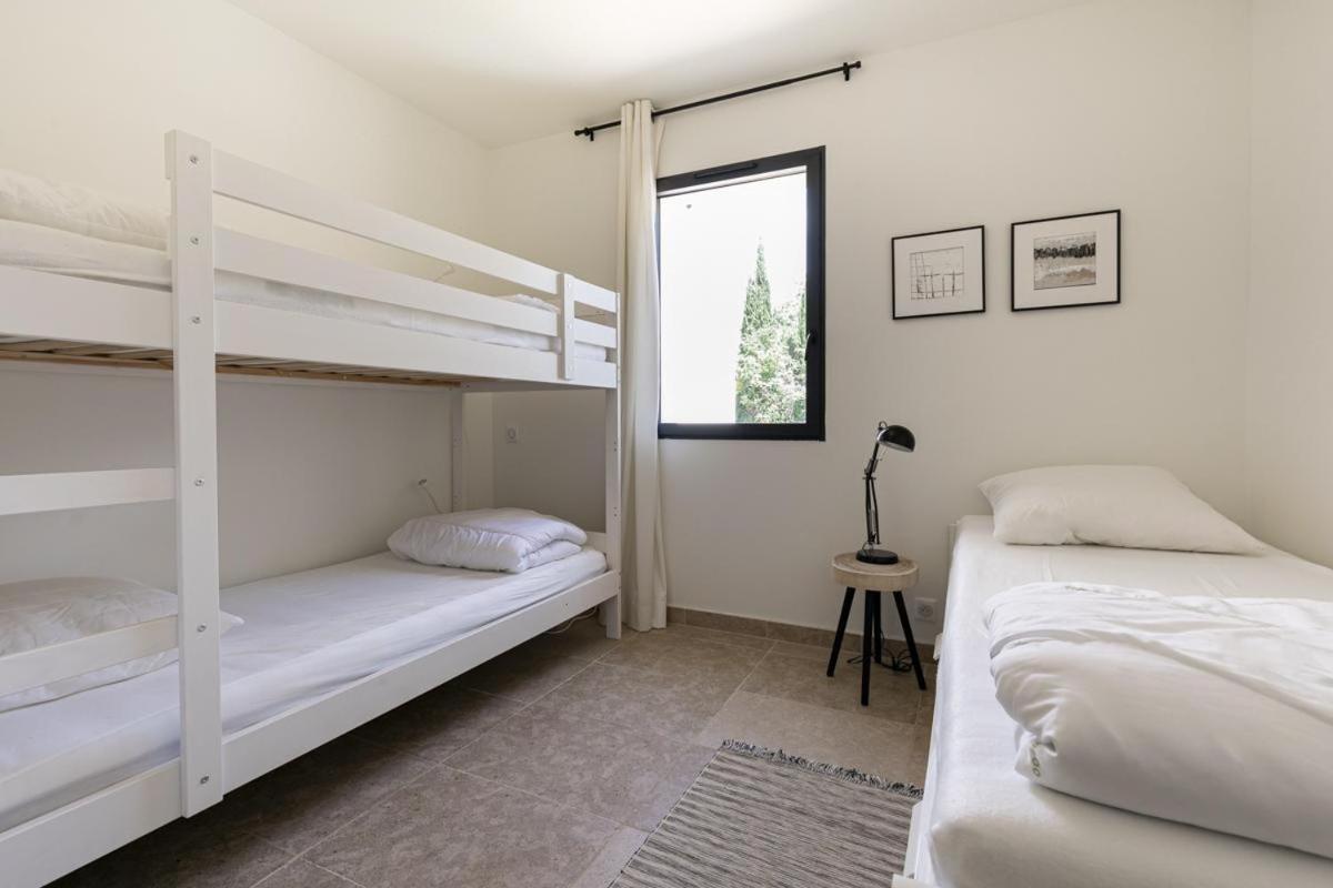 Villa Mont Ventoux: Luxury Retreat with Private Pool and Provençal Views Malaucene Exterior photo